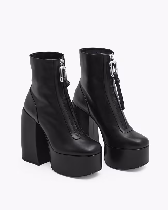 MARC JACOBS The Gigi Ankle Boot