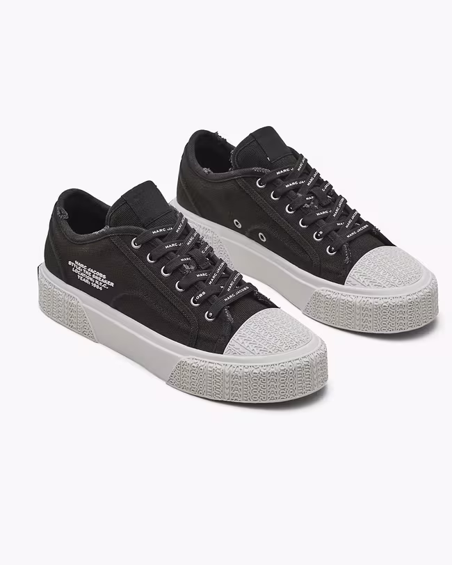MARC JACOBS The Sneaker